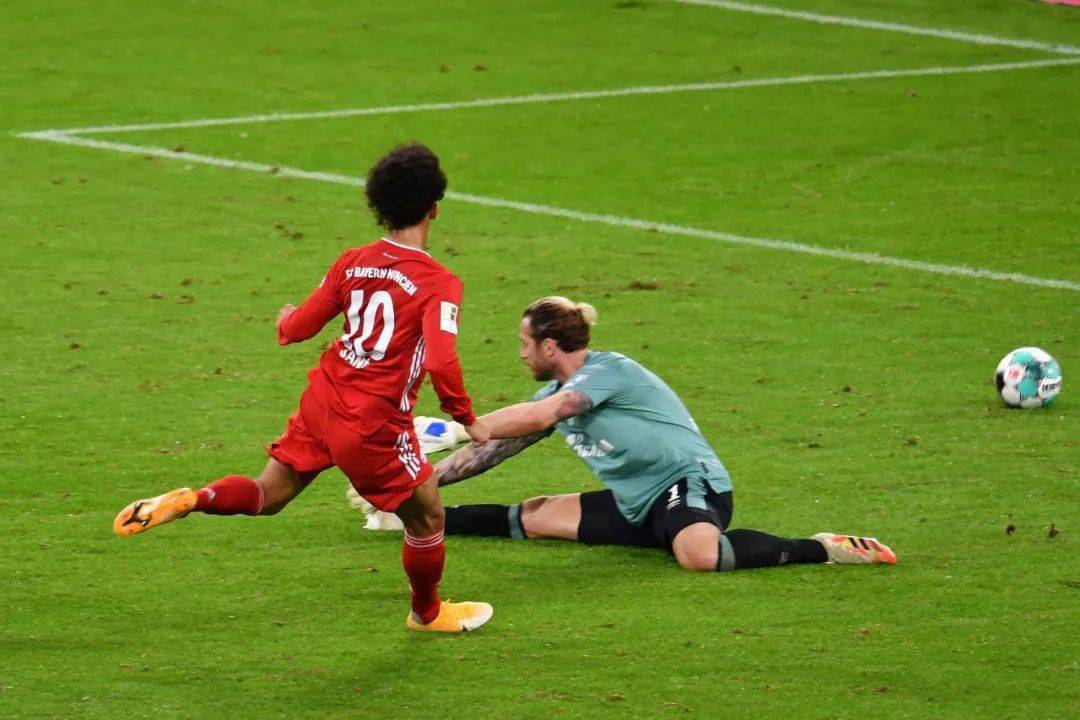  穆西亚拉破门成拜仁最年轻进球球员