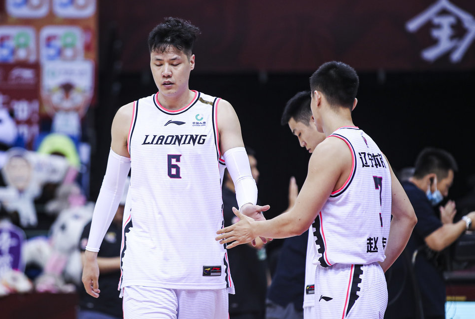  法甲老牌劲旅南锡重组，多名老将离队退役  