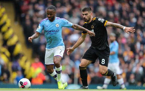  瓜迪奥拉里程碑战，曼城横扫狼队创纪录  